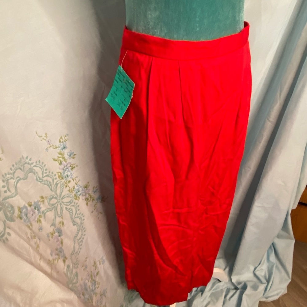 KGR: vintage red midi skirt